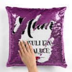 Mama Po Tituli Iznad Kraljice